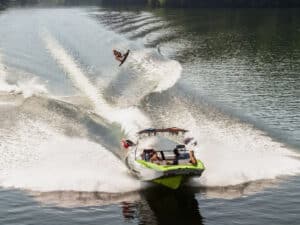 Massi Piffaretti behind Malibu M240